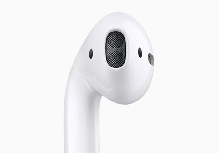 Die Gitteröffnungen gründlich säubern
Vermeiden Sie Wasser oder Flüssigkeiten auf den AirPods