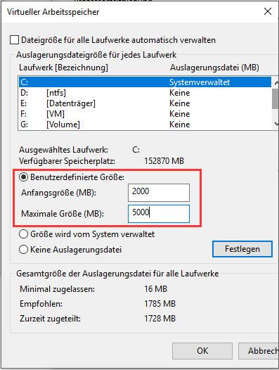 Wählen Sie das Laufwerk mit dem Auslagerungsdateien aus, klicken Sie auf "Benutzerdefinierte Größe" und geben Sie die empfohlenen Werte ein.
Klicken Sie auf "Setzen" und dann auf "OK", um die Änderungen zu speichern.